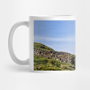 Union Jack Flag flying at Blue John Cavern - Peak District, Derbyshire, UK Mug